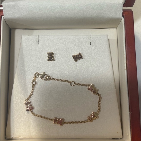 Child Size 14KT Gold Teddy Bear Stud Earrings and Teddy Bear Bracelet - Picture 2 of 8